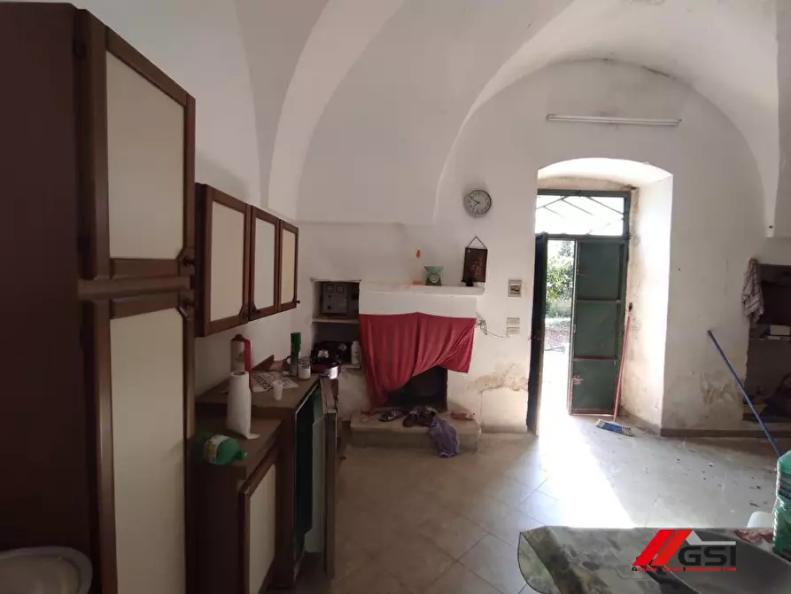 Immagine 6 di Rustico / casale in vendita  a Carovigno