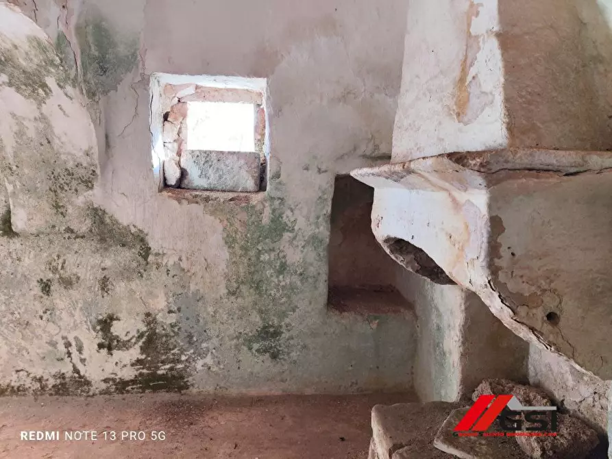 Immagine 5 di Rustico / casale in vendita  sn a Latiano
