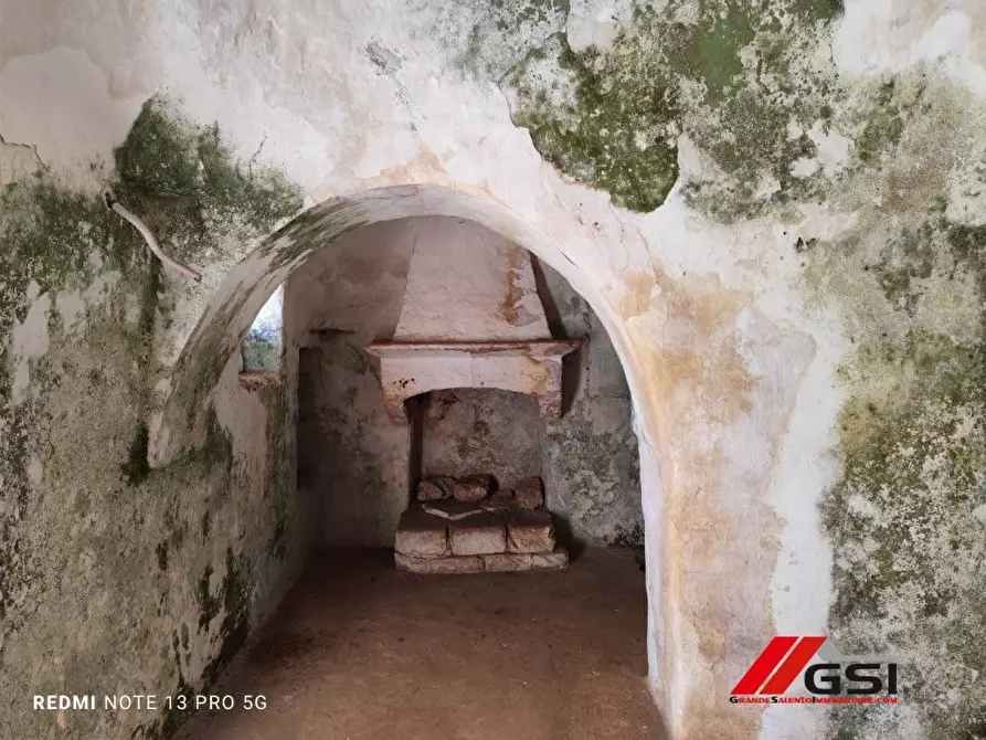 Immagine 9 di Rustico / casale in vendita  sn a Latiano