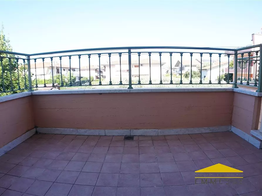 Immagine 3 di Appartamento in vendita  a Massa