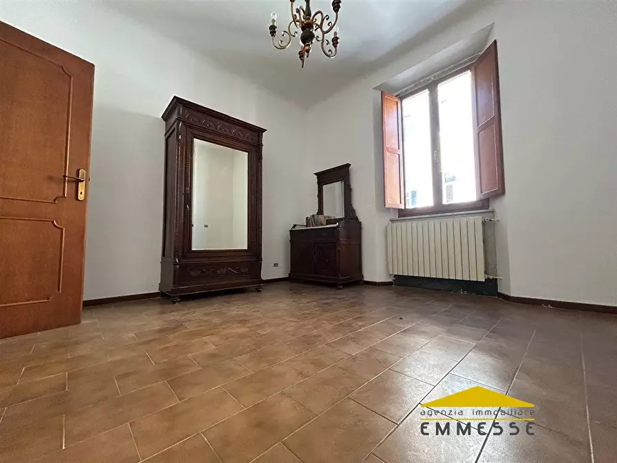 Immagine 10 di Appartamento in vendita  a Carrara