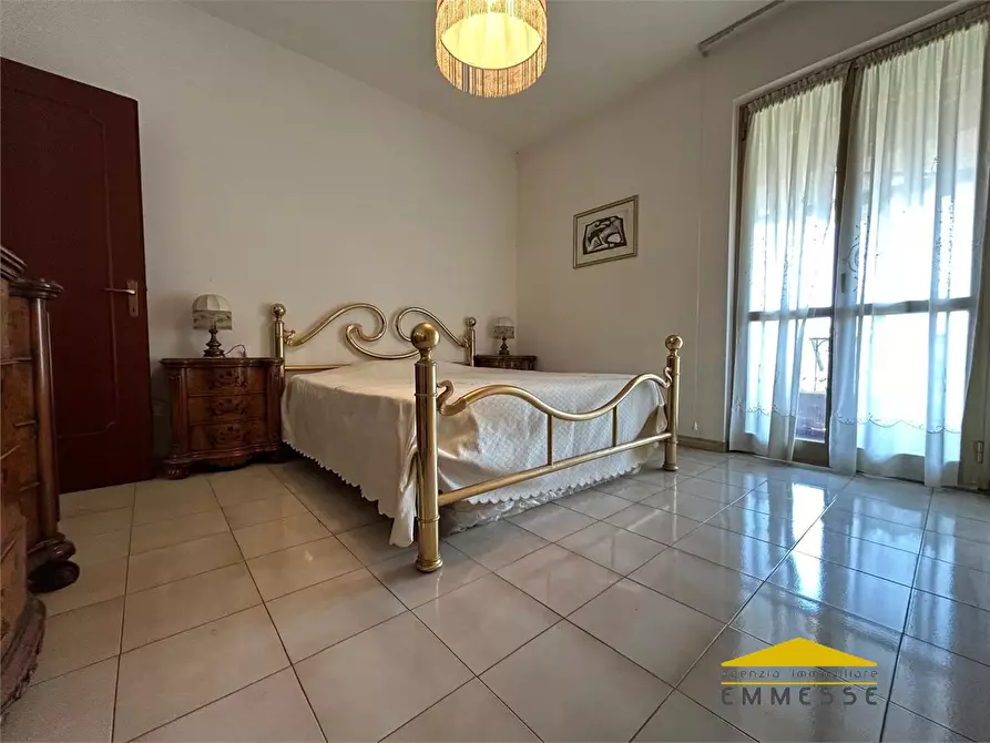 Immagine 8 di Appartamento in vendita  a Massa