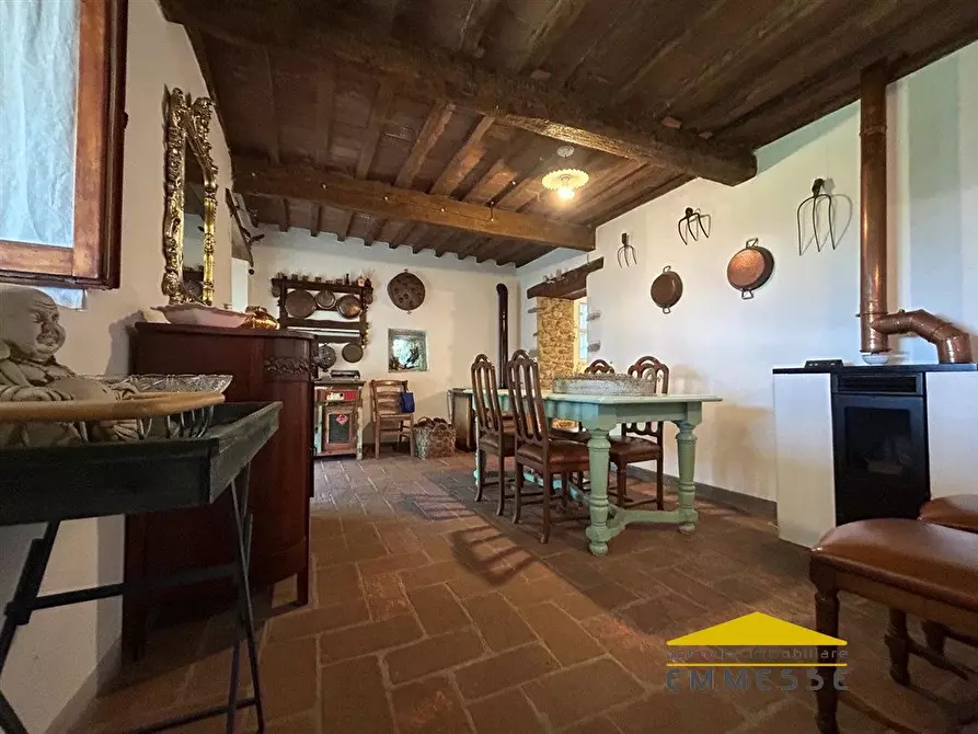 Immagine 8 di Casa indipendente in vendita  a Seravezza