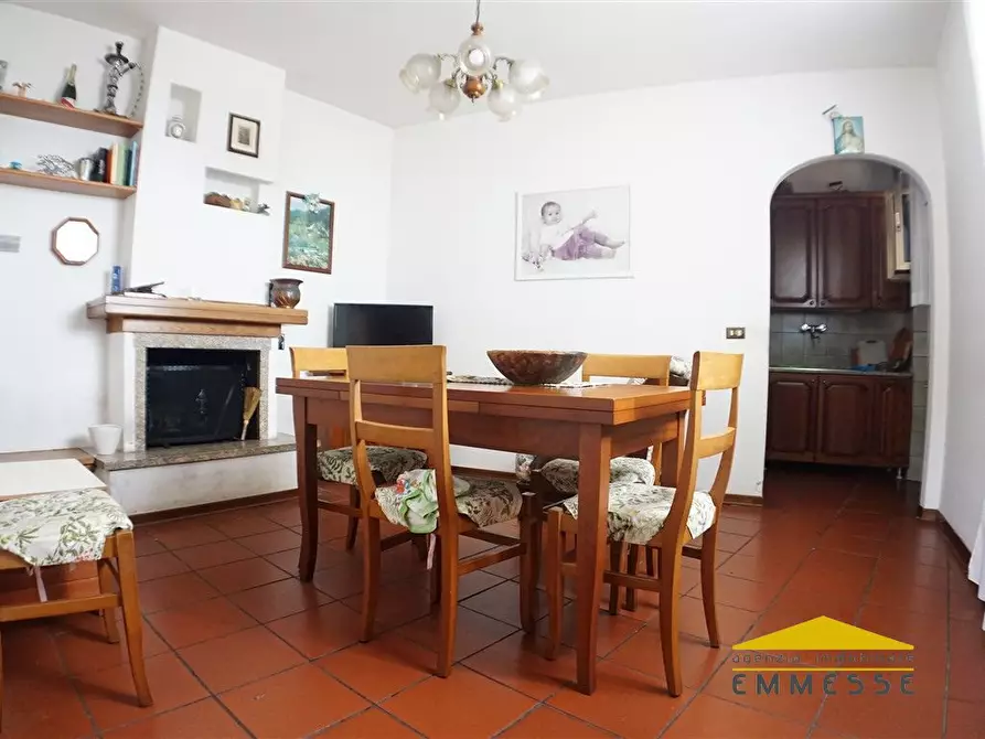Immagine 10 di Casa indipendente in vendita  a Massa