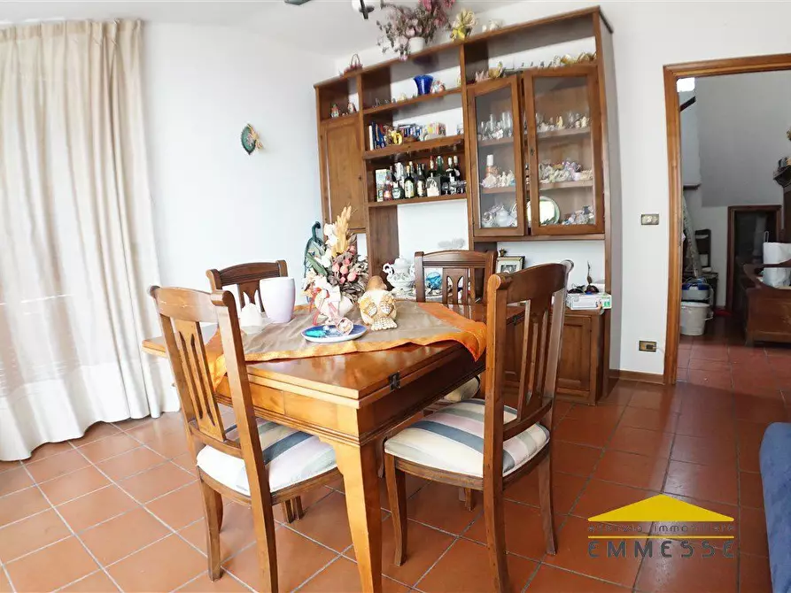 Immagine 8 di Casa indipendente in vendita  a Massa
