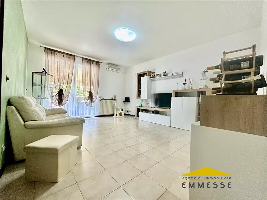 Immagine 4 di Casa indipendente in vendita  a Carrara