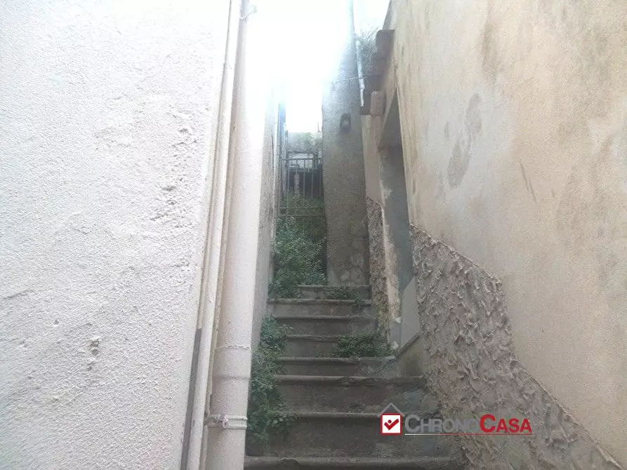 Immagine 10 di Villa in vendita  a Messina