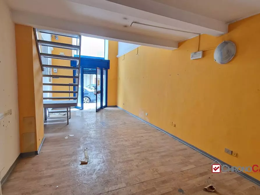 Immagine 7 di Negozio in affitto  a Messina