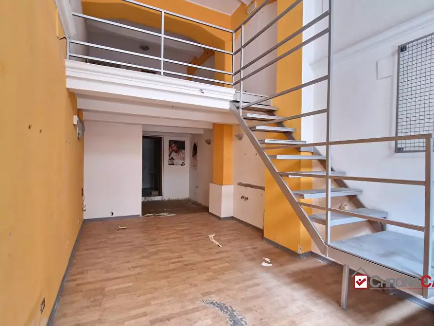 Immagine 2 di Negozio in vendita  a Messina