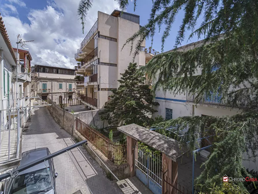Immagine 1 di Appartamento in vendita  a Messina