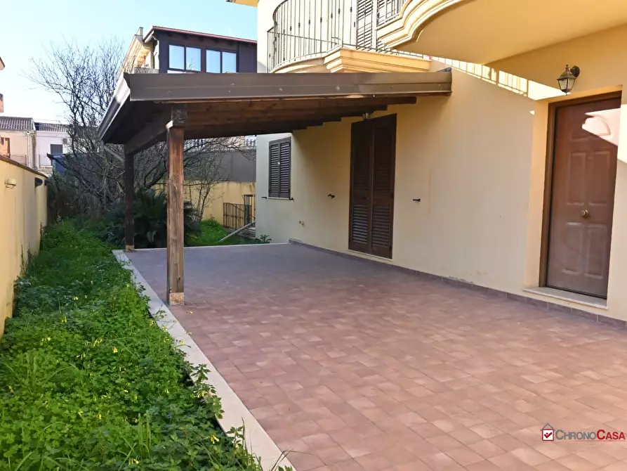 Immagine 5 di Villa in vendita  a Pace Del Mela