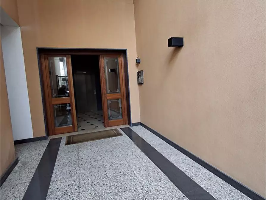 Immagine 10 di Appartamento in affitto  100 a Messina