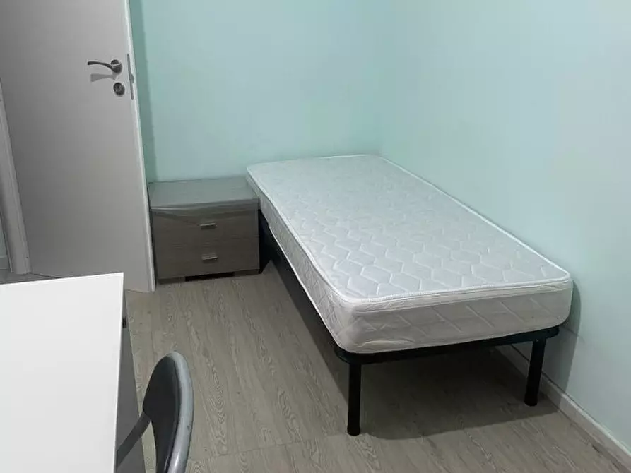 Immagine 4 di Appartamento in affitto  a Messina