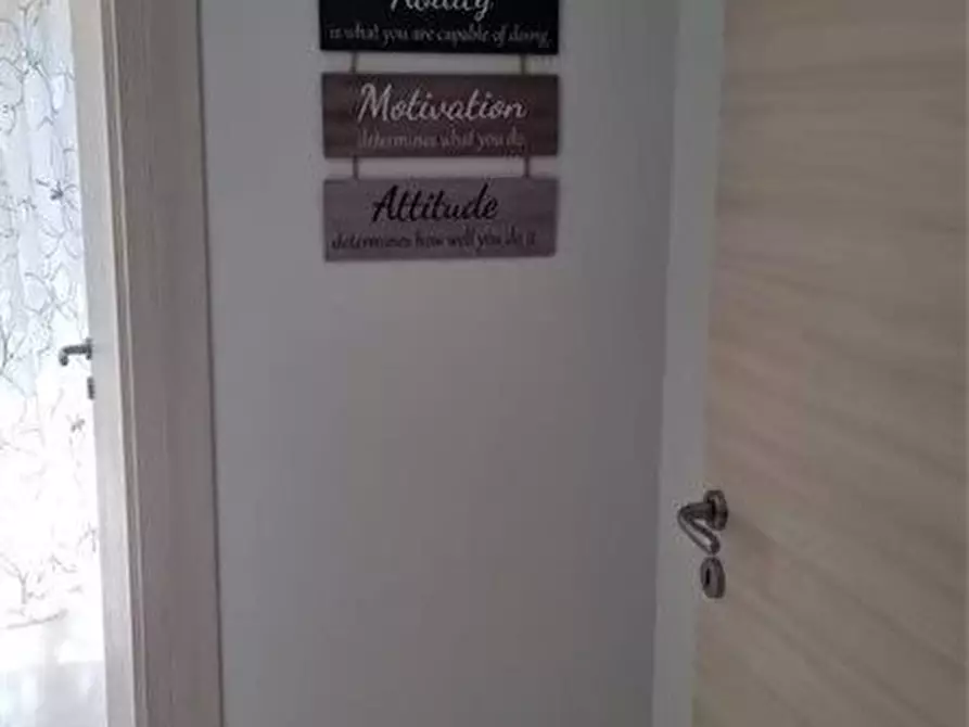 Immagine 4 di Appartamento in affitto  a Messina