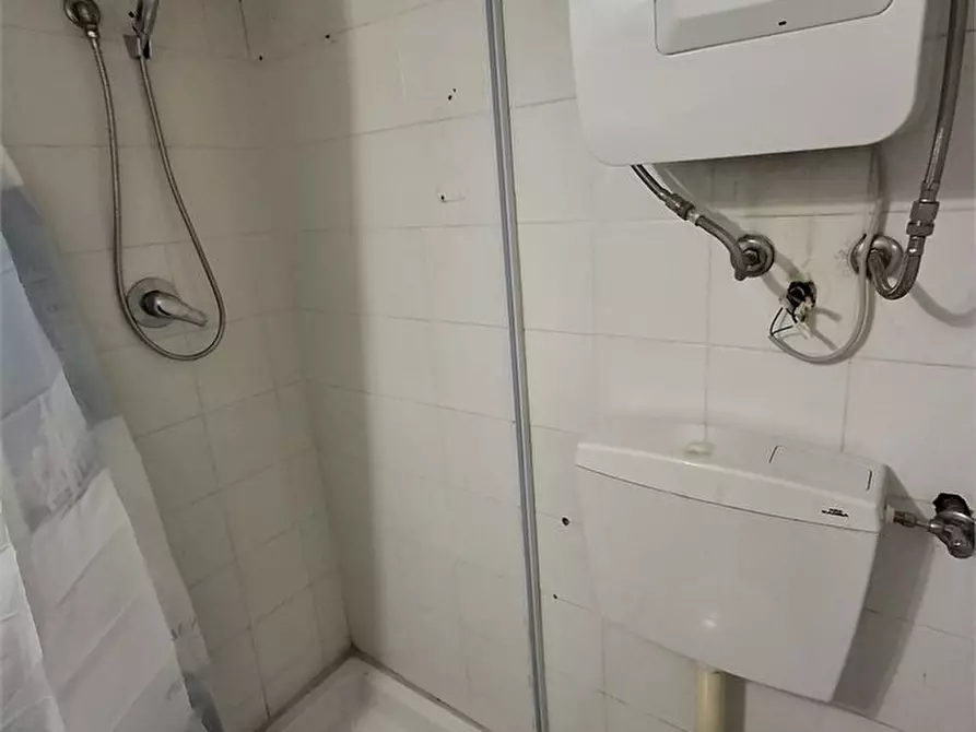 Immagine 9 di Appartamento in affitto  40 a Messina