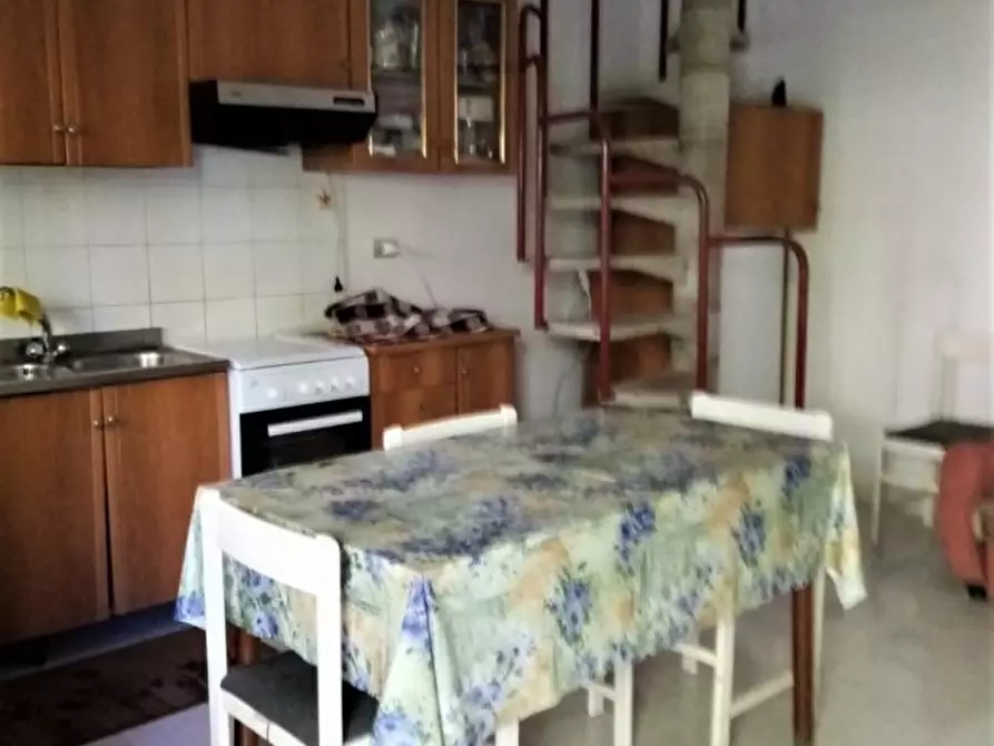 Immagine 8 di Appartamento in affitto  a Basicò