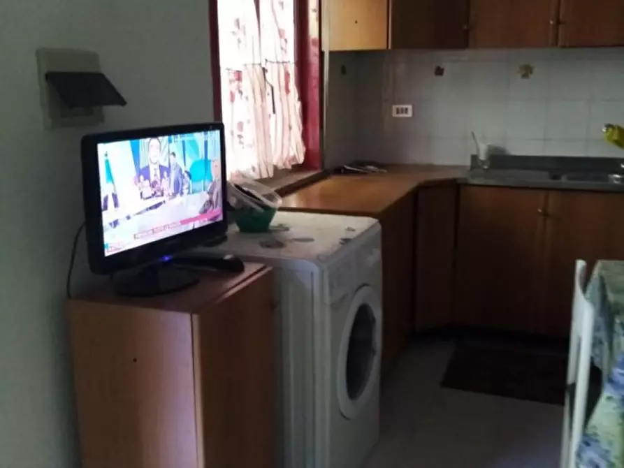 Immagine 7 di Appartamento in affitto  a Basicò