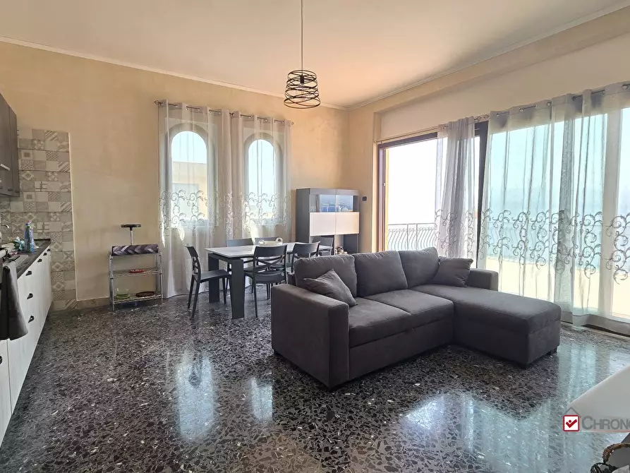 Immagine 8 di Appartamento in affitto  a Messina