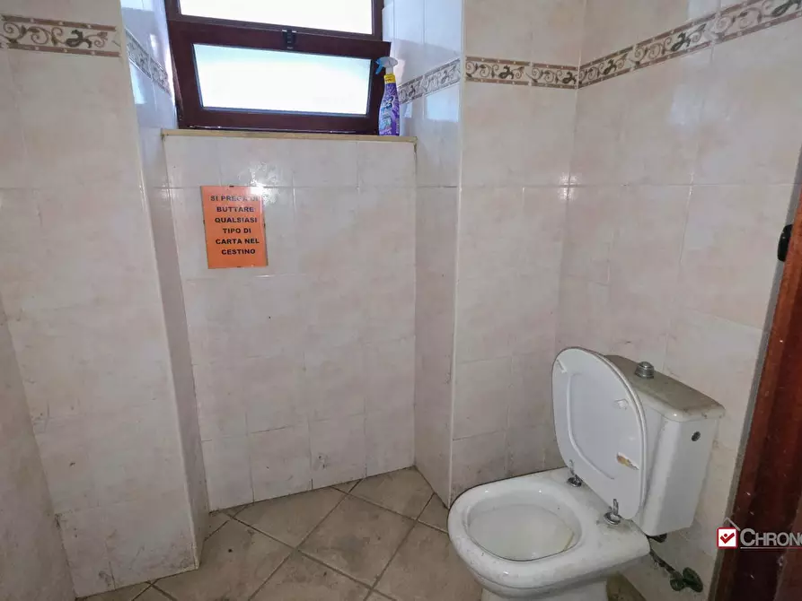 Immagine 5 di Negozio in affitto  a Messina