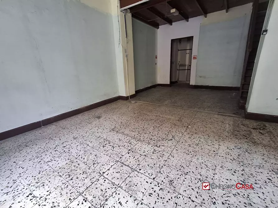 Immagine 1 di Magazzino in affitto  a Messina