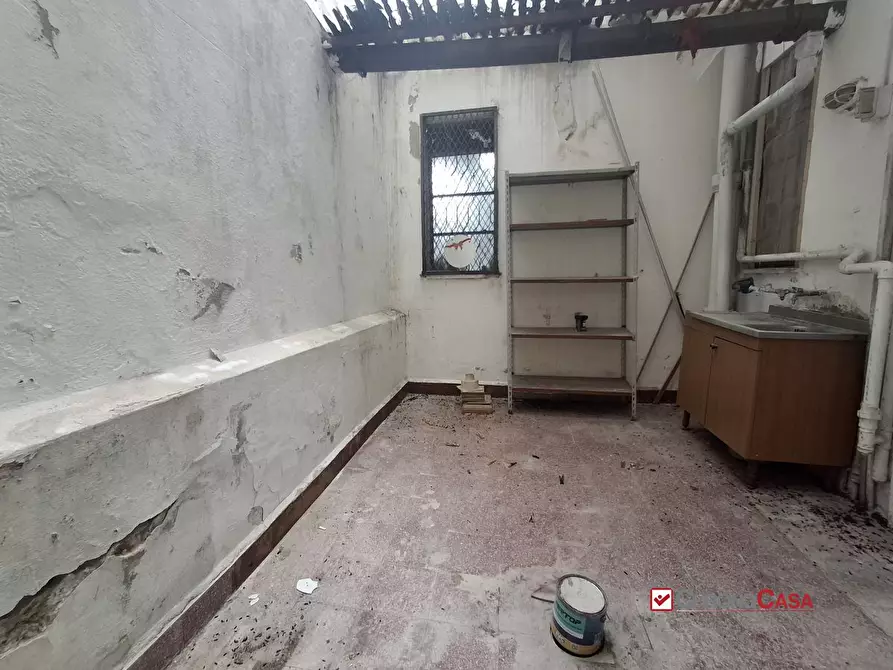 Immagine 4 di Magazzino in affitto  a Messina