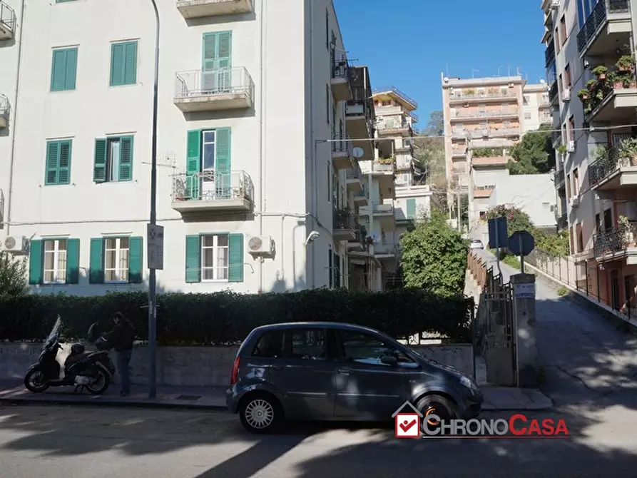 Immagine 1 di Appartamento in vendita  a Messina
