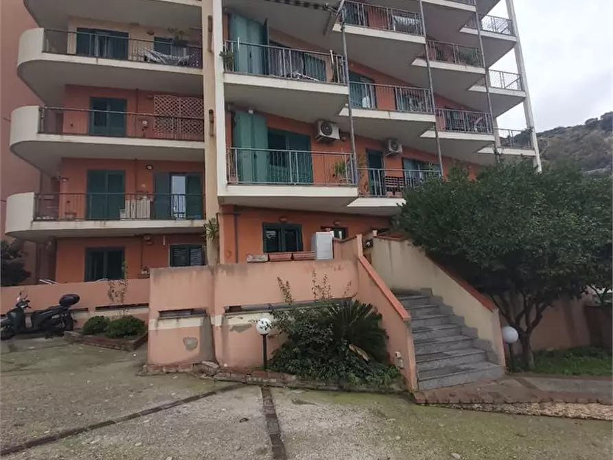 Immagine 2 di Appartamento in vendita  a Messina