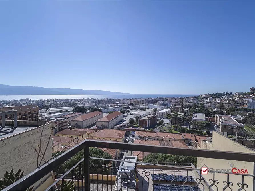 Immagine 1 di Appartamento in vendita  a Messina