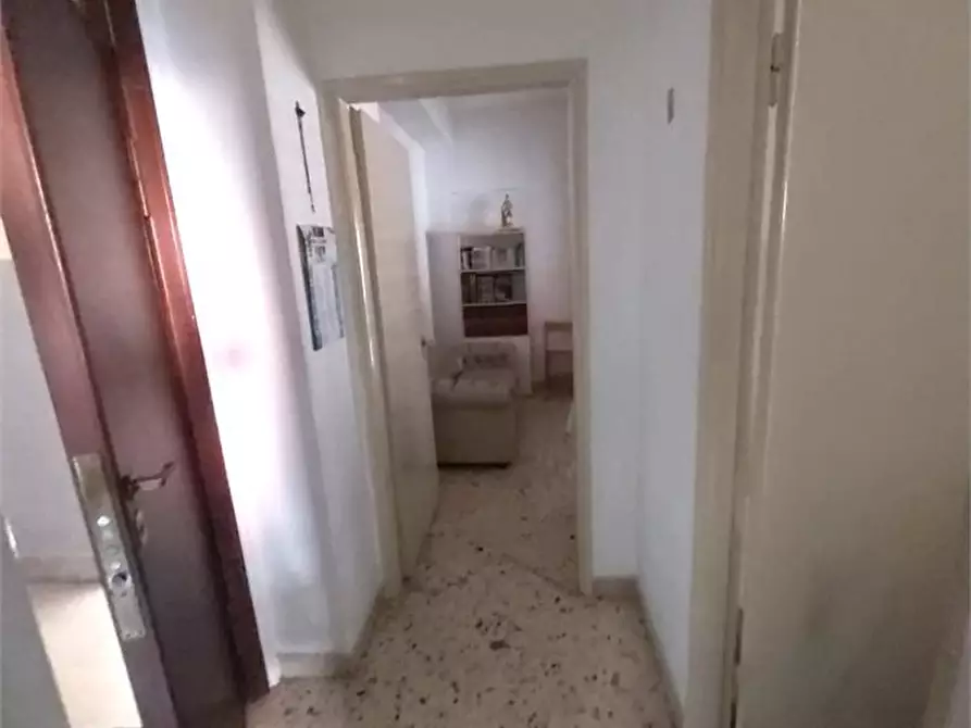 Immagine 4 di Appartamento in vendita  a Messina