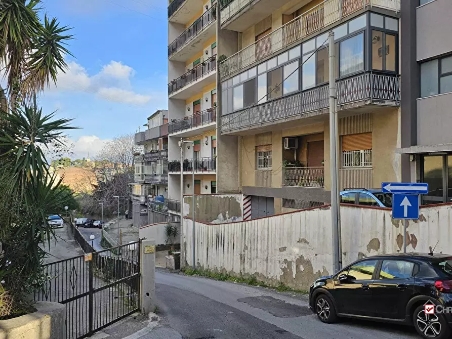 Immagine 1 di Appartamento in vendita  a Messina