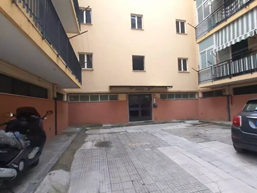 Immagine 2 di Appartamento in vendita  a Messina