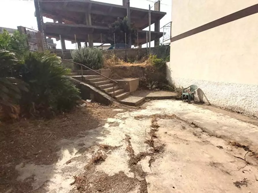 Immagine 10 di Appartamento in vendita  a Messina