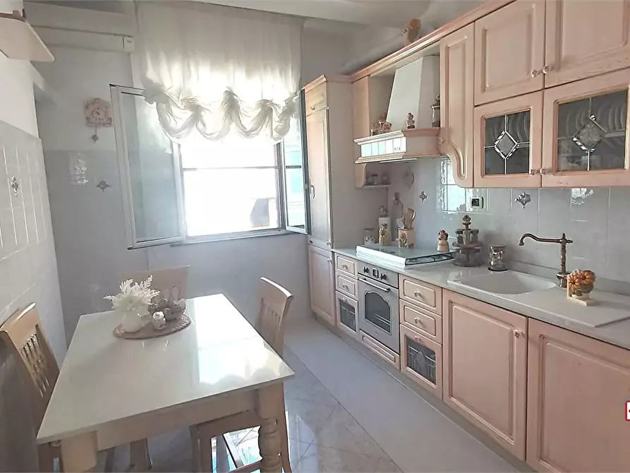 Immagine 10 di Appartamento in vendita  a Messina