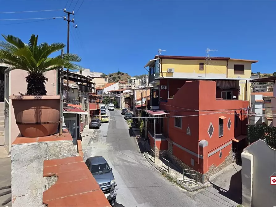 Immagine 1 di Appartamento in vendita  23 a Messina