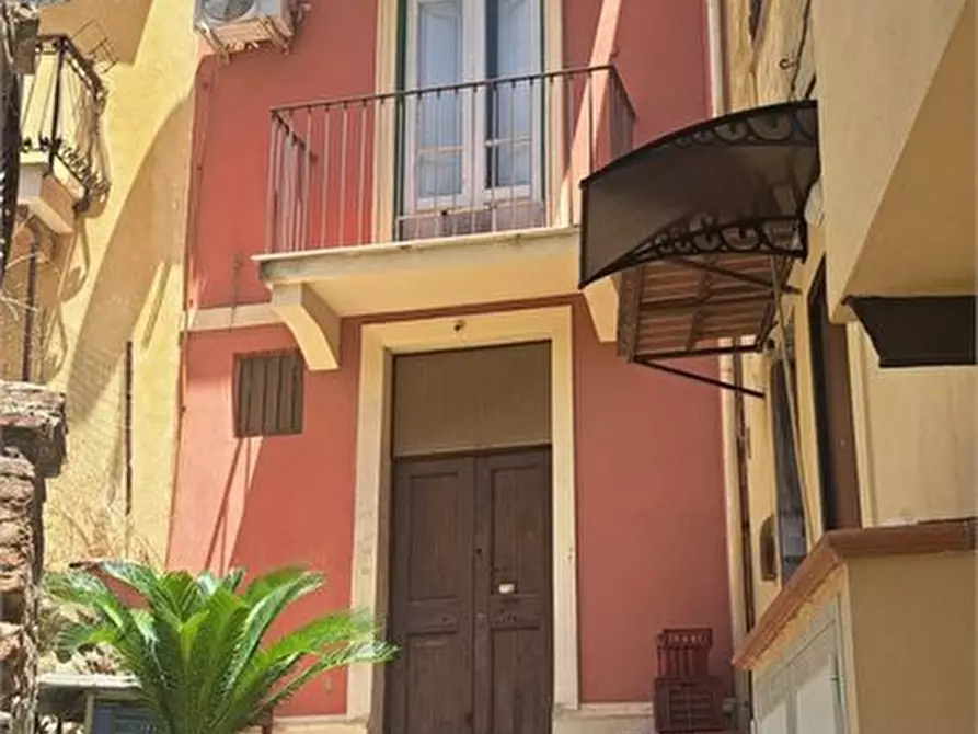 Immagine 2 di Appartamento in vendita  a Messina