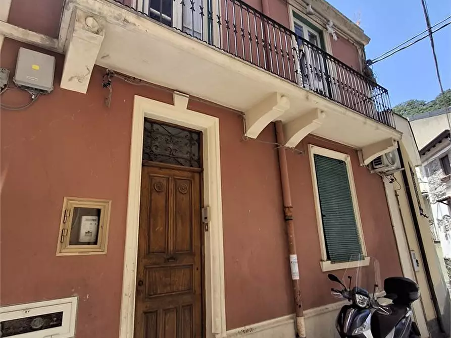 Immagine 4 di Appartamento in vendita  a Messina