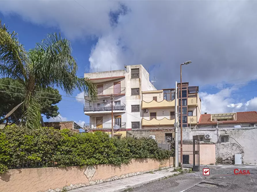Immagine 1 di Appartamento in vendita  a Messina