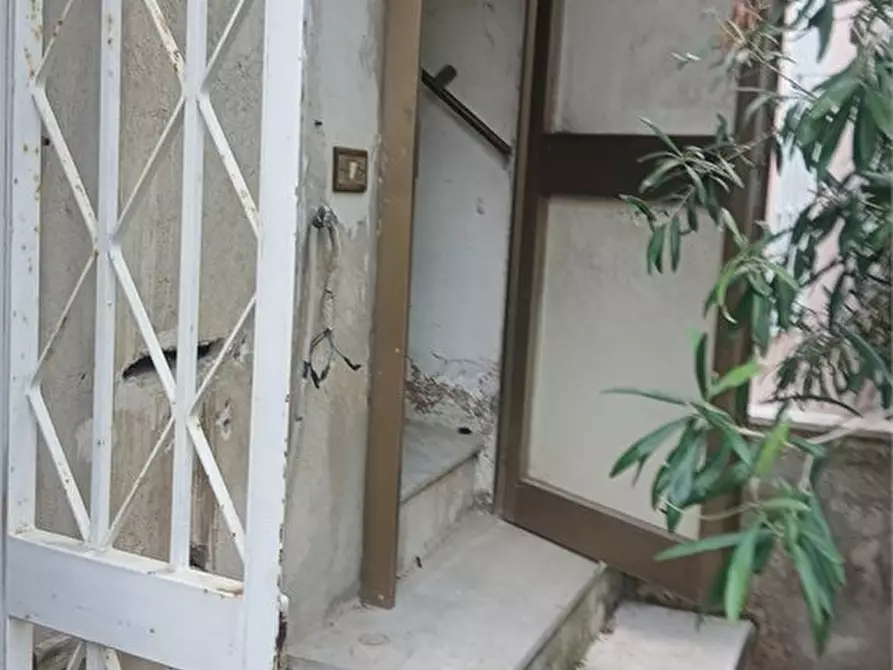 Immagine 8 di Appartamento in vendita  a Messina