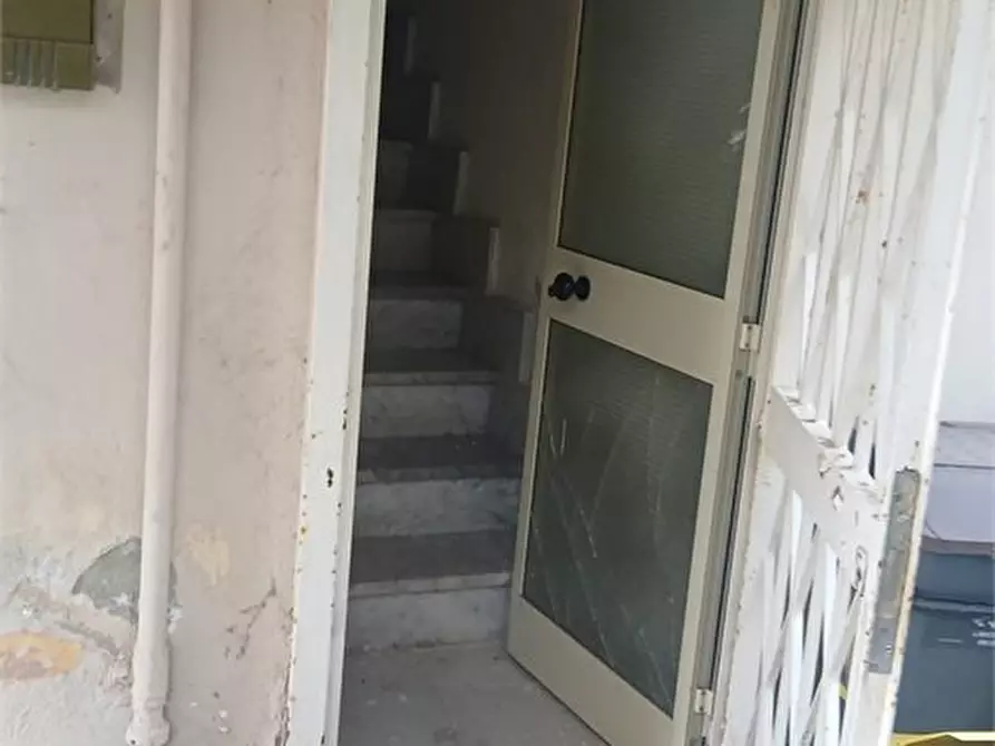 Immagine 5 di Appartamento in vendita  a Messina