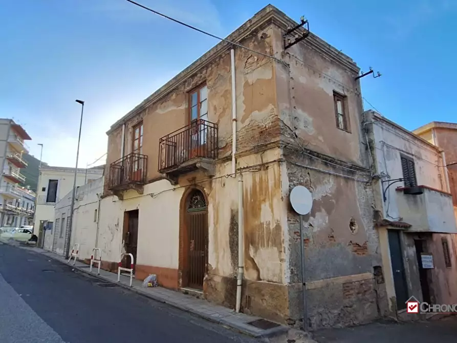 Immagine 1 di Appartamento in vendita  a Messina