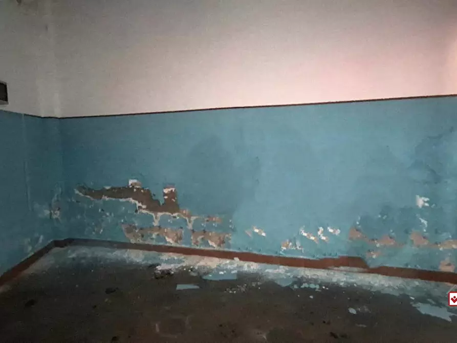 Immagine 10 di Appartamento in vendita  a Messina