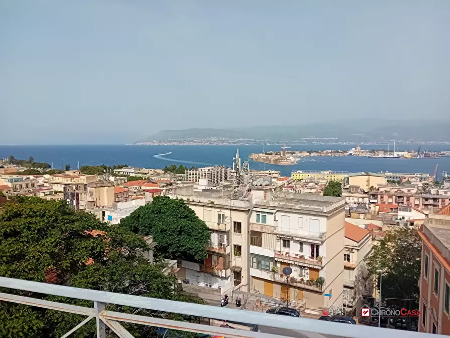 Immagine 1 di Attico in vendita  a Messina
