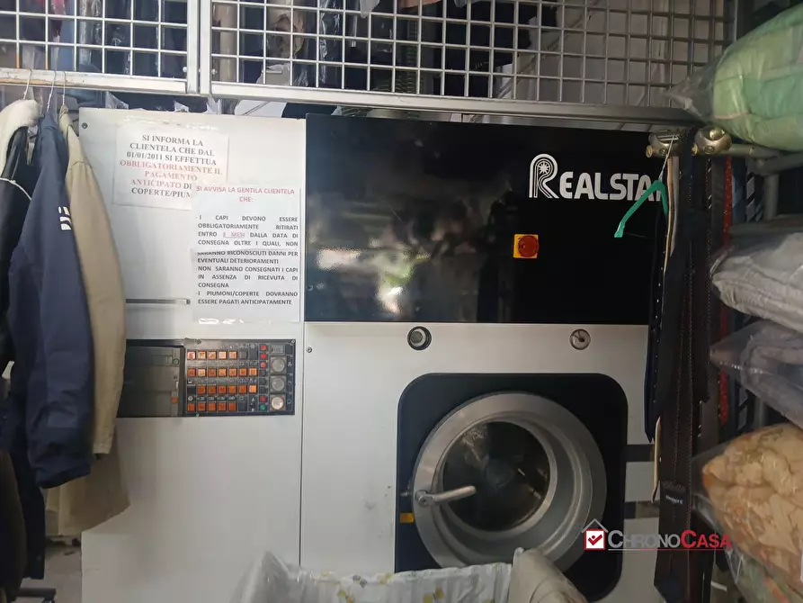 Immagine 5 di Licenza in vendita  a Messina