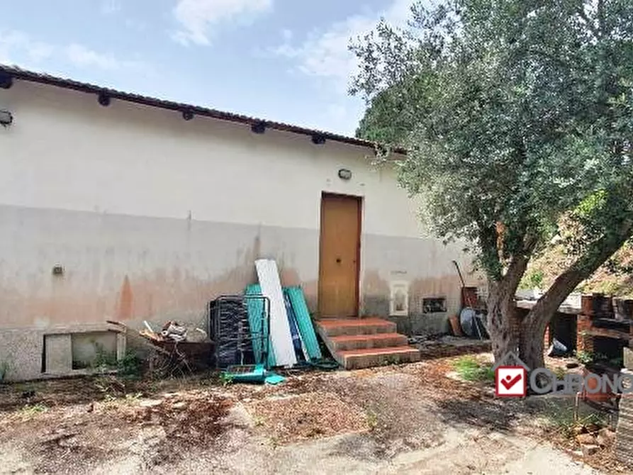 Immagine 1 di Villa in vendita  a Messina