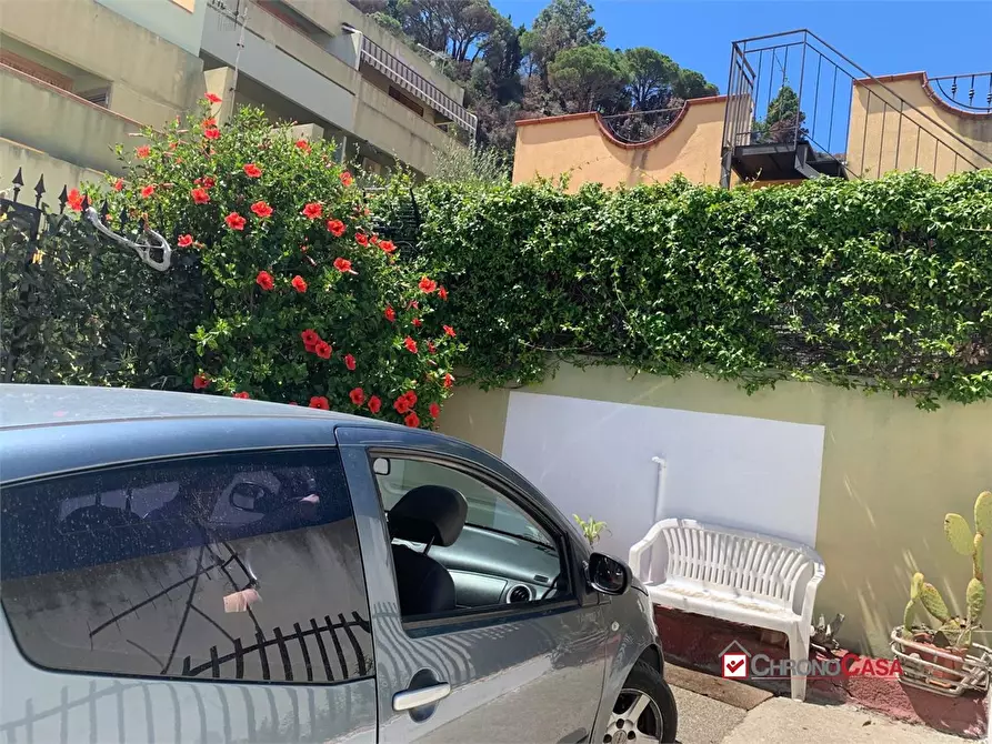 Immagine 9 di Casa semindipendente in vendita  a Messina