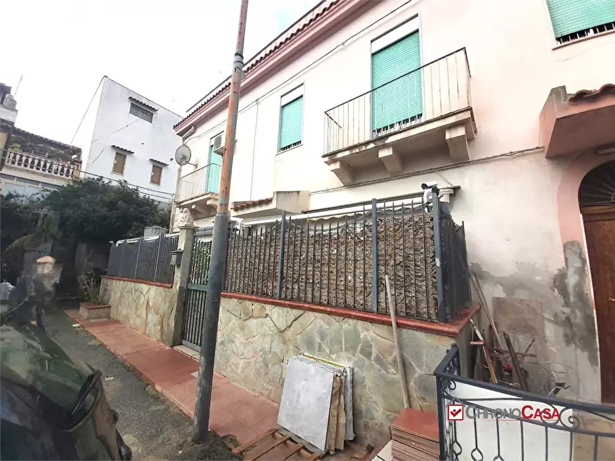 Immagine 1 di Casa semindipendente in vendita  a Messina