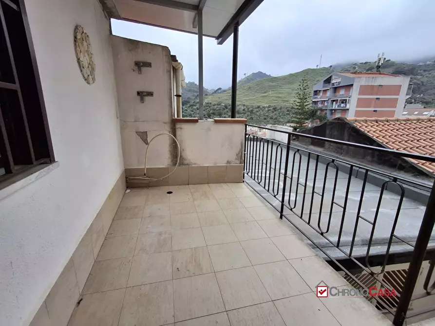 Immagine 2 di Casa semindipendente in vendita  a Messina