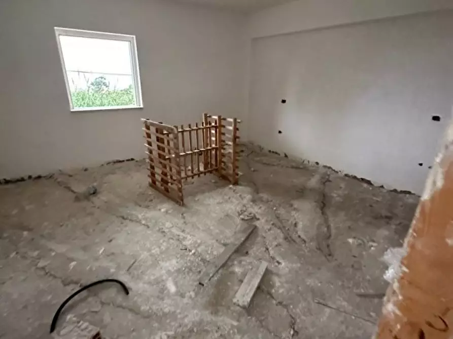 Immagine 10 di Villa in vendita  a Messina
