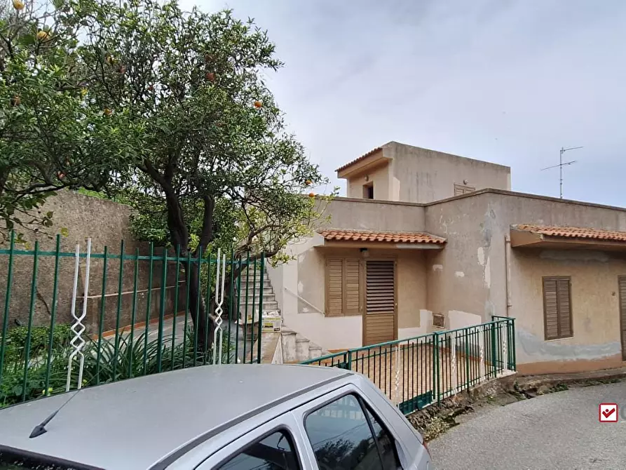 Immagine 2 di Casa semindipendente in vendita  a Messina