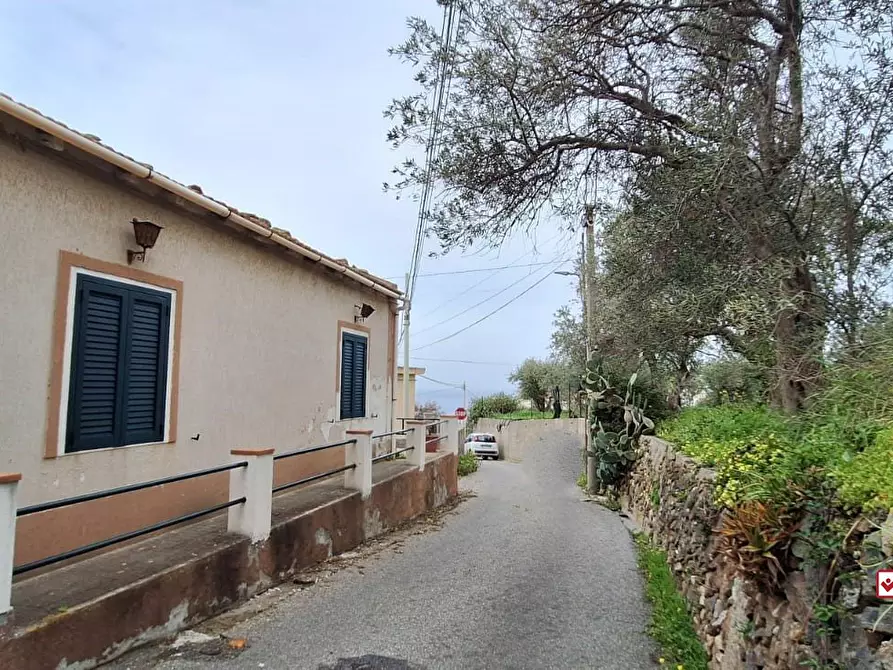 Immagine 8 di Casa semindipendente in vendita  a Messina
